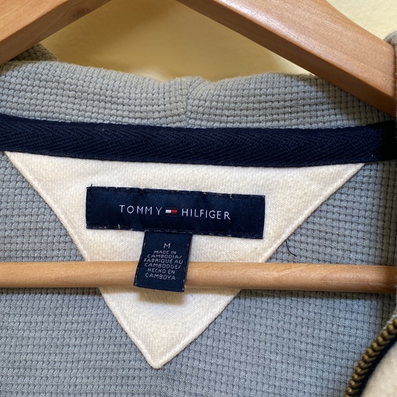 Tommy Hilfiger front bottom down hoodie - Picture 3 of 8